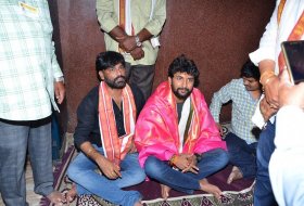 Gang-Leader-Team-at-Vijayawada-Durga-Temple-02