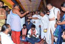 Gang-Leader-Team-at-Vijayawada-Durga-Temple-05