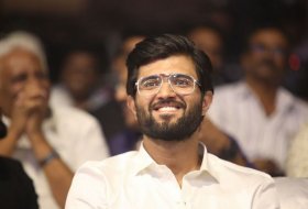 Geetha-Govindam-Movie-Audio-Launch-04