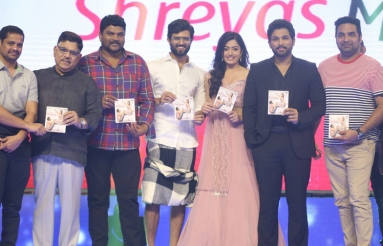 Geetha-Govindam-Movie-Audio-Launch-10