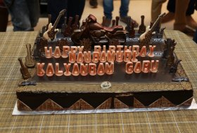 Kalyan-Ram-Birthday-Celebrations-at-NKR-16-Sets-03