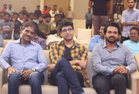 Khaidi-Movie-Pre-Release-Event-05