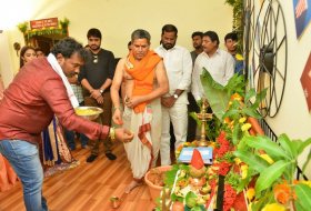 Kothala-Rayudu-Movie-Opening-Photos-08