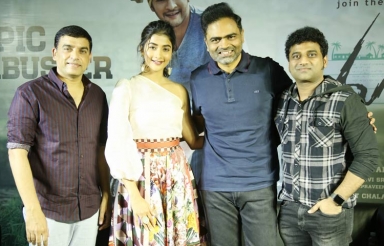 Maharshi-Movie-Success-Meet-10