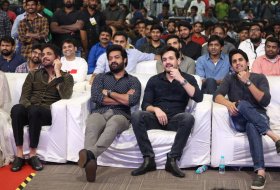 Mr-Majnu-Movie-Pre-Release-Event-03