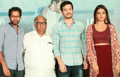 Mr-Majnu-Movie-Pre-Release-Press-Meet-01