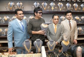 Nagarjuna-Launches-Kalyan-Jewellers-02