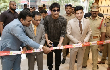 Nagarjuna-Launches-Kalyan-Jewellers-10