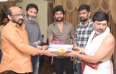 Nani-Jersey-Movie-Pooja-Ceremony-Photos-01