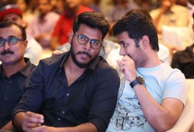 Nannu-Dochukunduvate-Pre-Release-Event-02