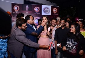 Nidhi-Agarwal-Launches-Chocolate-Room-Store-07