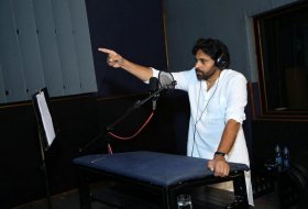 Pawan-Kalyan-Gave-Voice-Over-to-Sye-Raa-Teaser-03