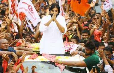 Pawan-Kalyan-Janasena-Kavathu-at-Dowleswaram-01