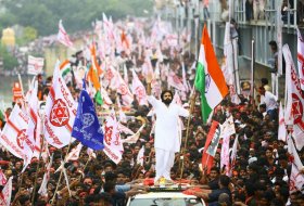 Pawan-Kalyan-Janasena-Kavathu-at-Dowleswaram-08