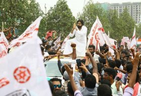 Pawan-Kalyan-Nomination-in-Gajuwaka-10