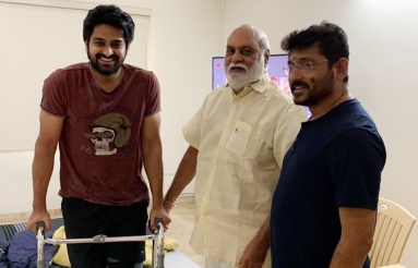 Raghavendra-Rao-Visits-Naga-Shaurya-Home-01