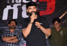 Raju-Gari-Gadhi-3-Trailer-Launch-09