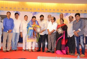 SV-Rangarao-Book-Launch-By-Chiranjeevi-09