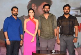 Saaho-Movie-Press-Meet-04