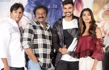 Saakshyam-Pre-Release-Press-Meet-01