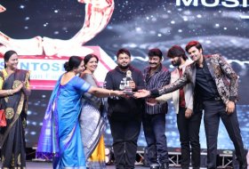 Santosham-Awards-2019-15