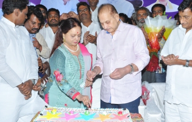 Super-Star-Krishna-Birthday-10