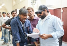 Touch-Chesi-Chudu-Working-Stills-04