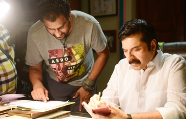 Yatra-Movie-Working-Photos-01