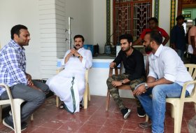 Yatra-Movie-Working-Photos-08