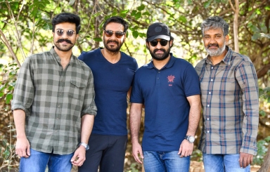 NTR-Ram-Charan-With-Ajay-Devgn-01