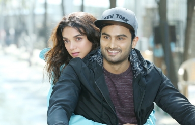 Sammohanam-Movie-Stills-10