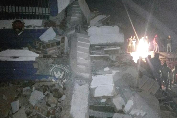 Building Collapse in Nanakramguda Pics