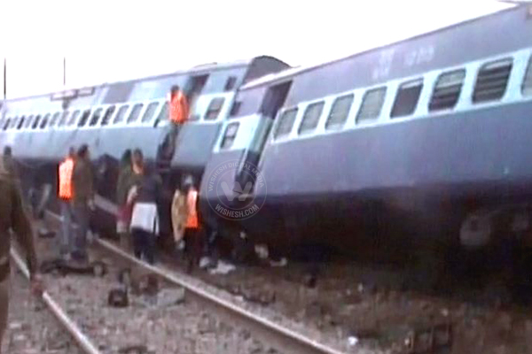 Sealdah Ajmer Express Train Derail Photos