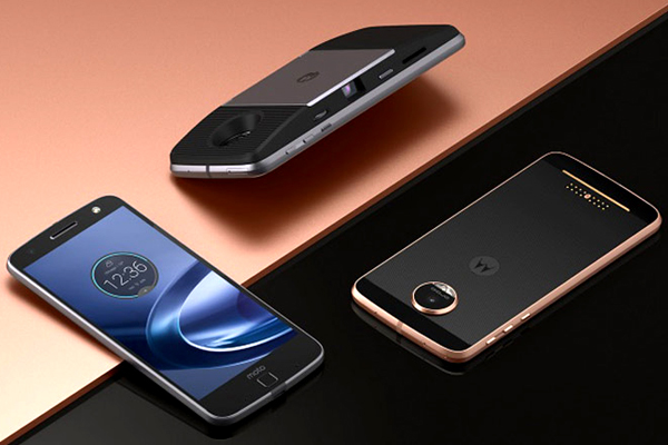 Moto Z and Moto Z Play