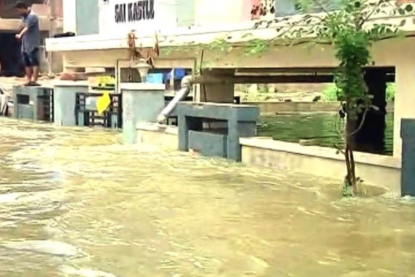 Hyderabad Heavy Rains Photos