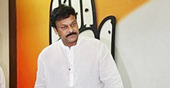 Cong plans mega meetings with Chiru