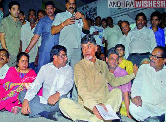 AP-Pilgrims-at-AP-Bhavan