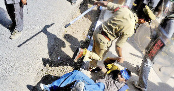 Police lathi charge TRS activists