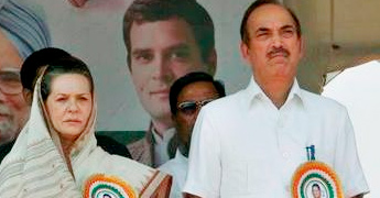 Azad asks Sonia to decide on T 