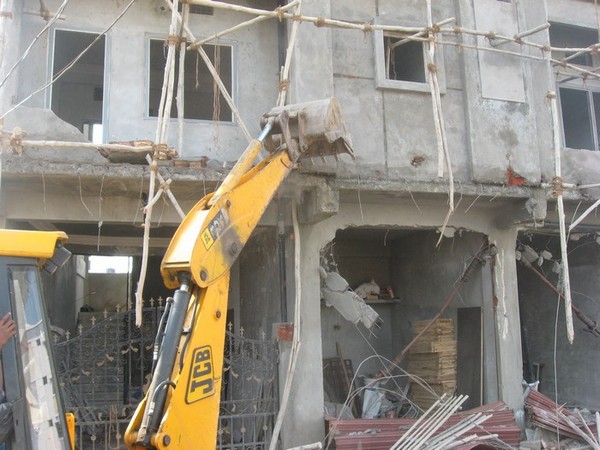 AW-Demolition-01