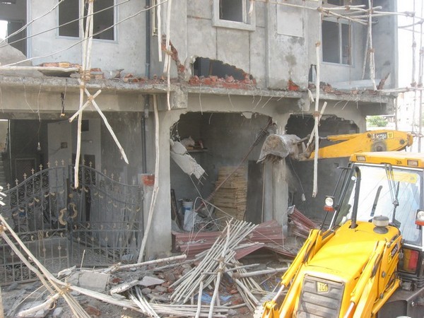 AW-Demolition-01