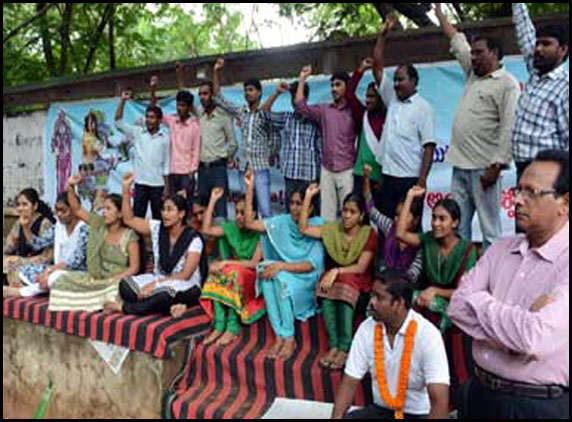 Viskha Andhra University Students