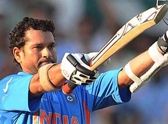 Sachin-salutes-06