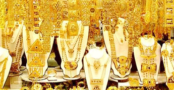 Rs.1.2Cr worth of Gold from Tea Kettle at Mumbai