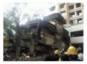 One Killed in a bulding collapse due to rains