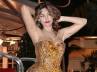 Voluptous lady, Hot Kelly, slideshow kelly brooks shows off in her gold show girl dress at cannes, Kelly brook