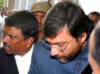 Owaisi case: Passport not submitted, bail order not given