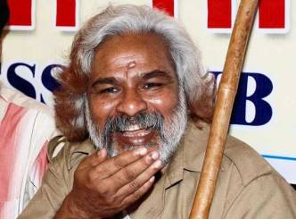 Gaddar lashes out at Jagan