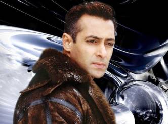 Salman Khan chased in Hyderabad