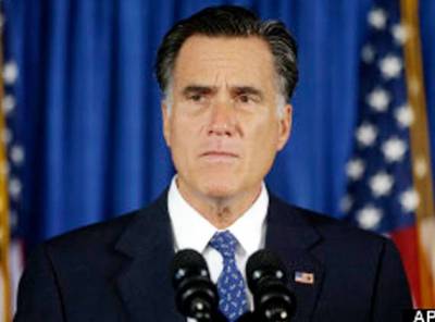 Mitt Romney turns robber 